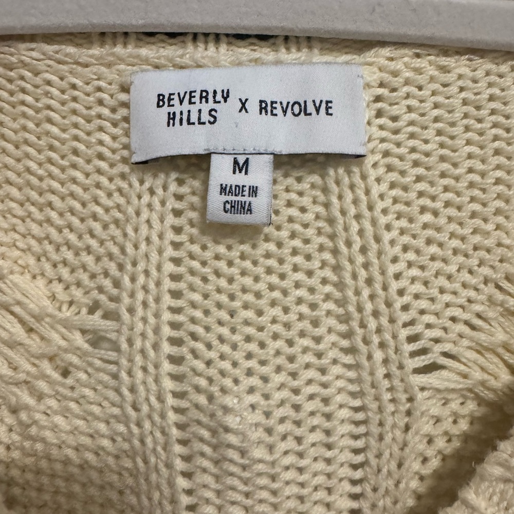 Cream Cable-Knit V-Neck Sweater with Navy Trim - Picture 3 of 3